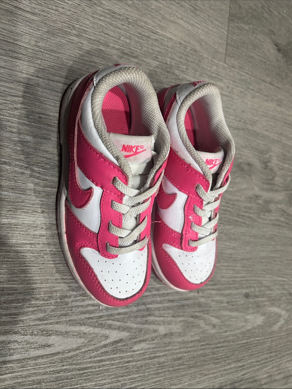 Nike Kids Pink and White Low-Top Sneakers